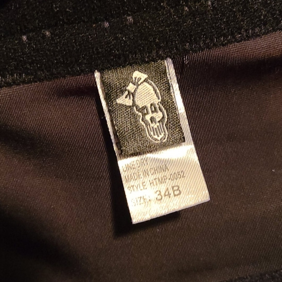 Corset - Picture 4 of 4